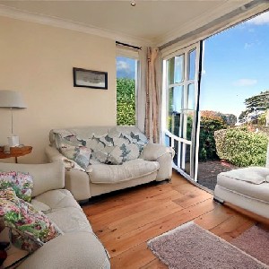  charlton park, midsomer norton, radstock, ba3  cheap rural properties for sale midsomer norton, bath